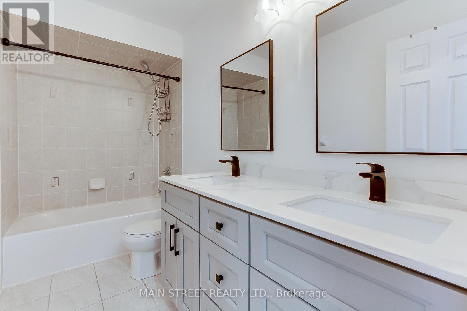 1386 Dallman Street, Innisfil (Lefroy), Ontario  L0L 1W0 - Photo 40 - N12446463