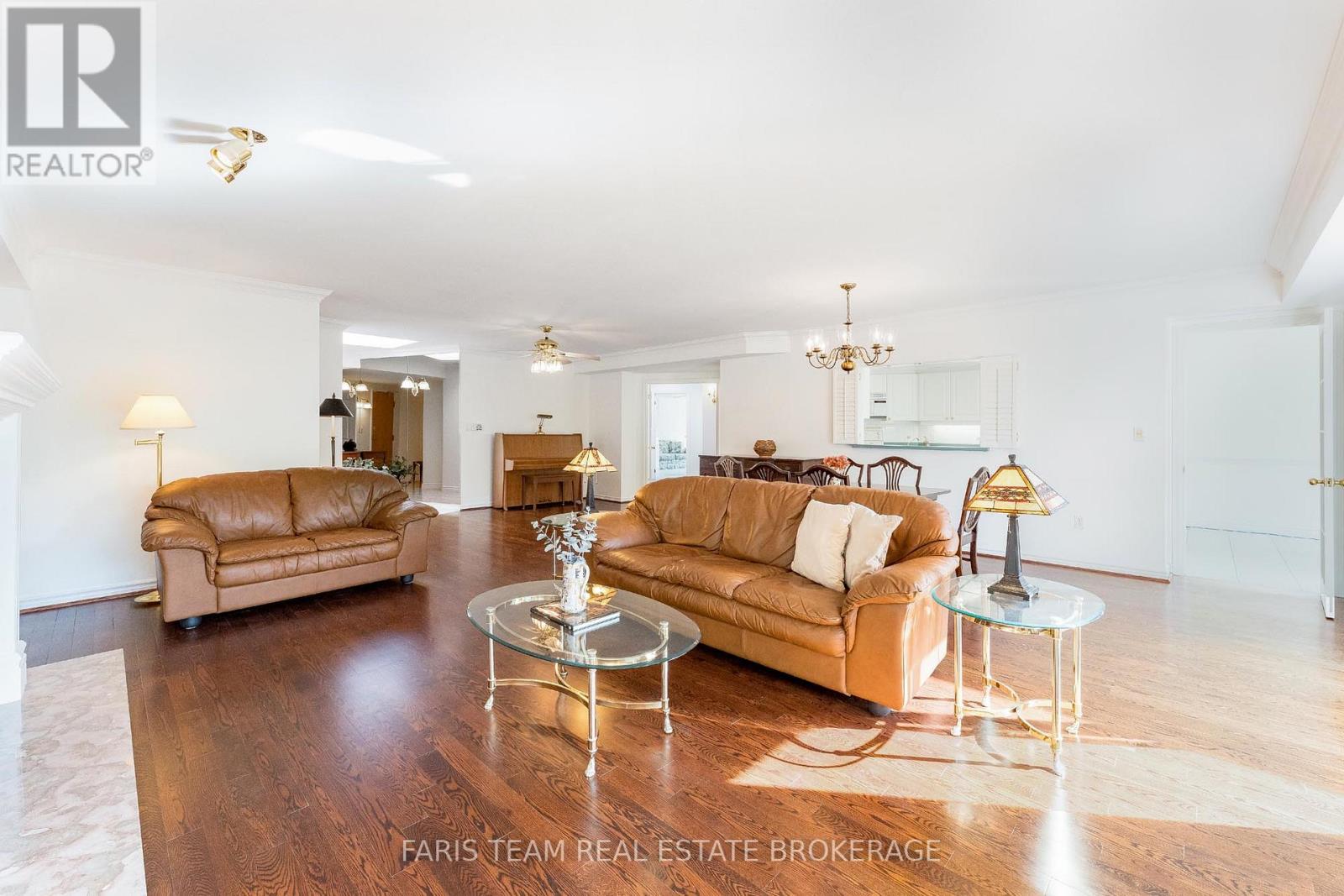 307 - 85 Wellington Street W, Aurora (Aurora Village), Ontario  L4G 2P2 - Photo 21 - N12446482
