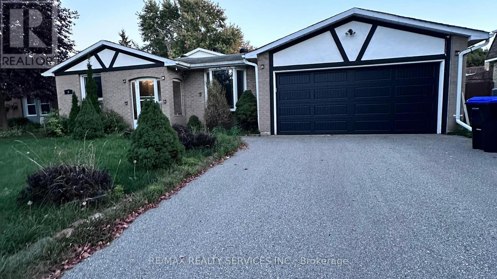 5 HAMMOND CRESCENT, New Tecumseth, Ontario