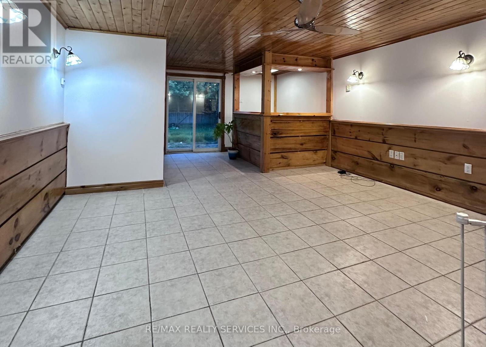 5 Hammond Crescent, New Tecumseth, Ontario  L0G 1A0 - Photo 4 - N12446493