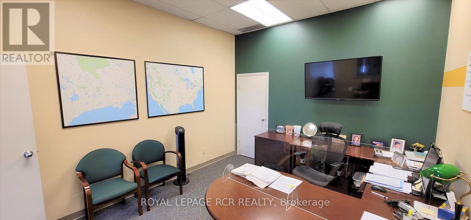 8 - 1100 Davis Drive, Newmarket, Ontario  L3Y 8K3 - Photo 5 - N12446505