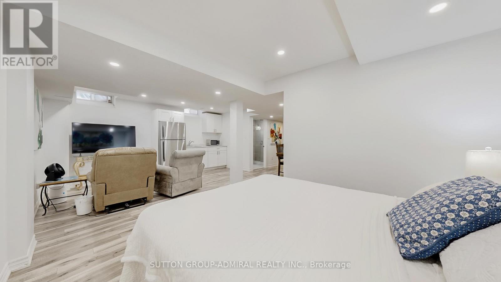 6 Andreeta Drive, Vaughan (Kleinburg), Ontario  L4H 4H4 - Photo 34 - N12446516
