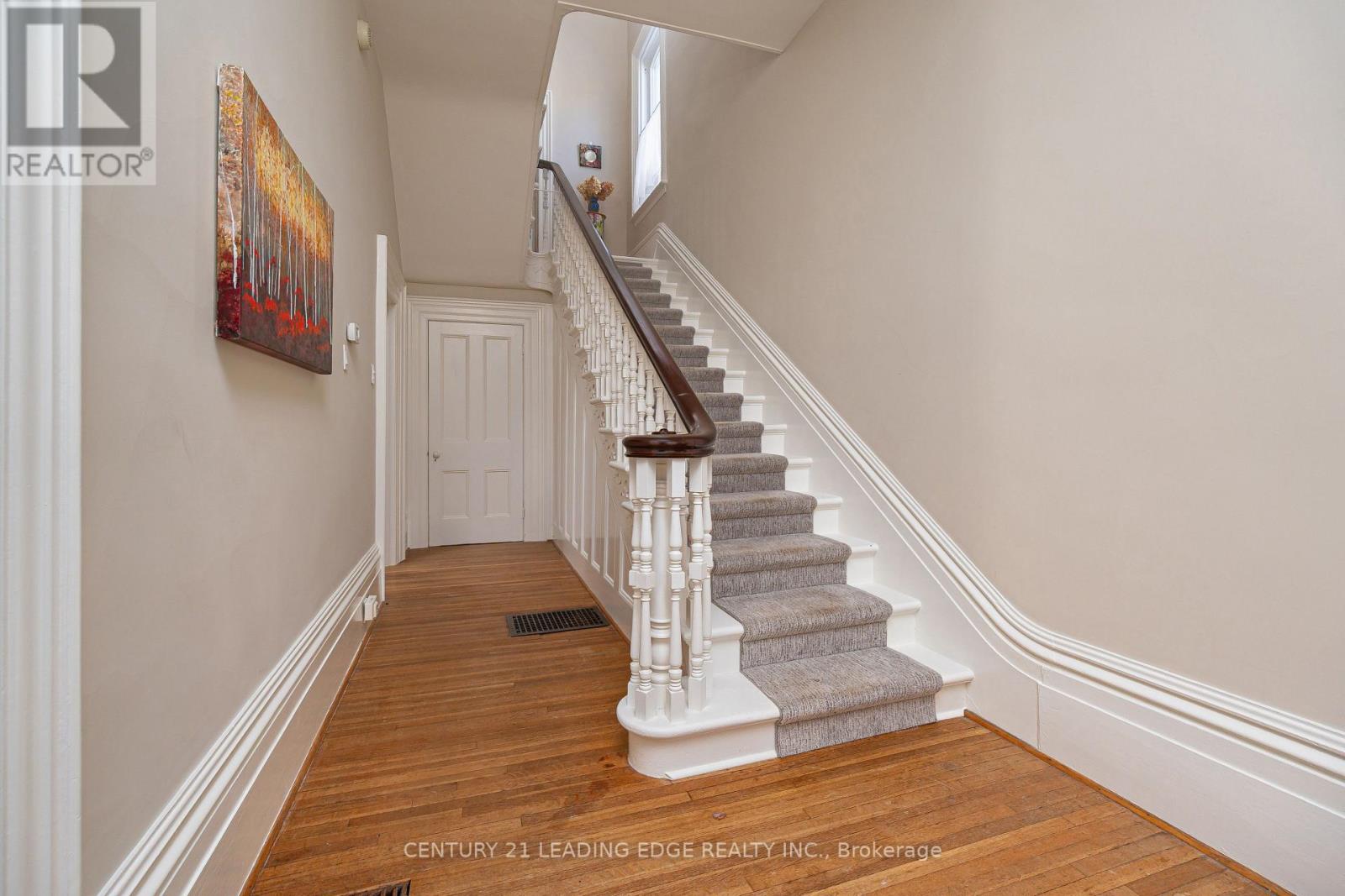 172 Main Street N, Markham (Old Markham Village), Ontario  L3P 1Y3 - Photo 17 - N12446533