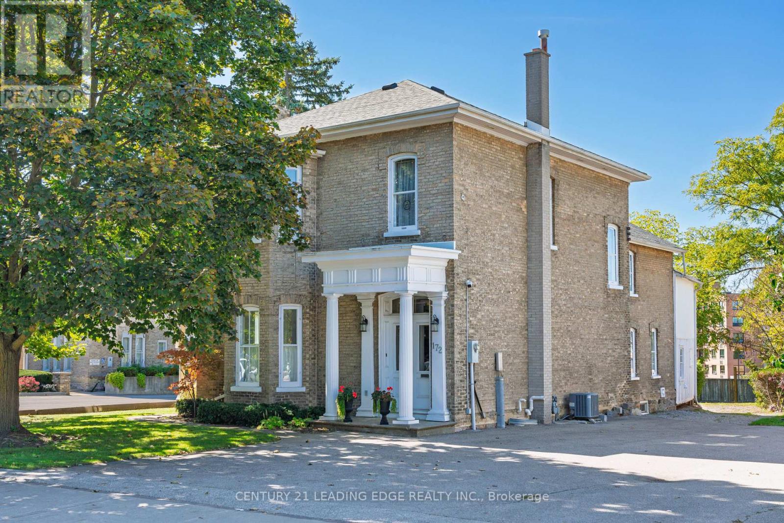 172 Main Street N, Markham (Old Markham Village), Ontario  L3P 1Y3 - Photo 1 - N12446539