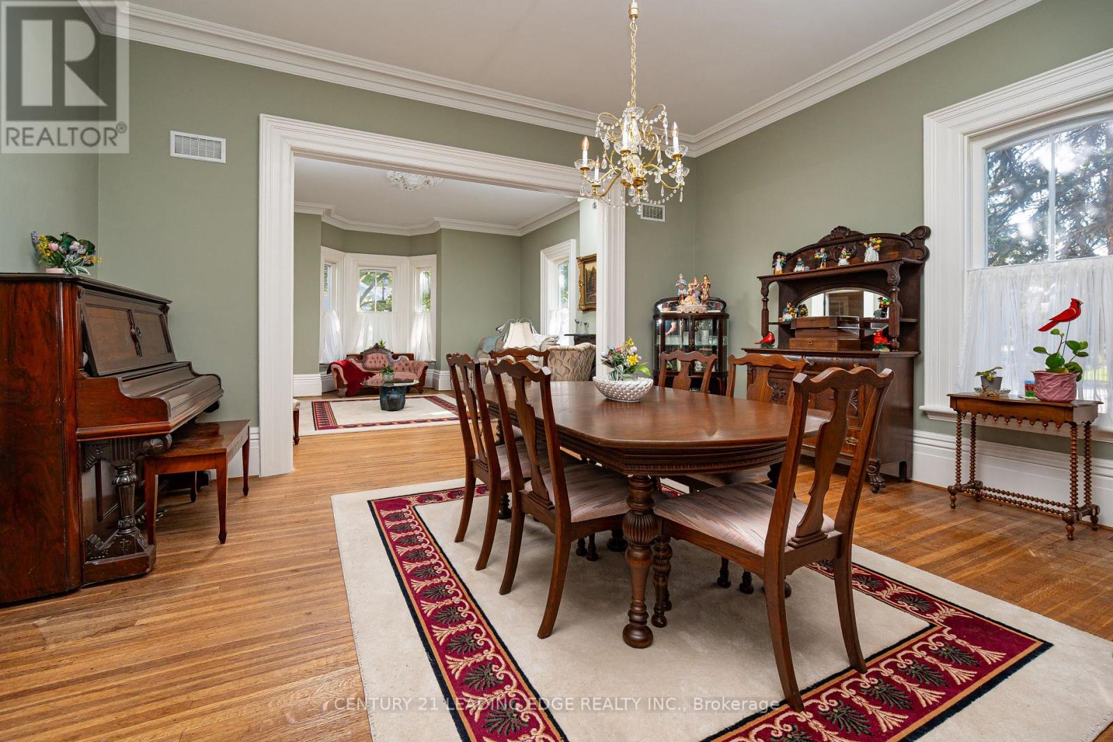 172 Main Street N, Markham (Old Markham Village), Ontario  L3P 1Y3 - Photo 10 - N12446539