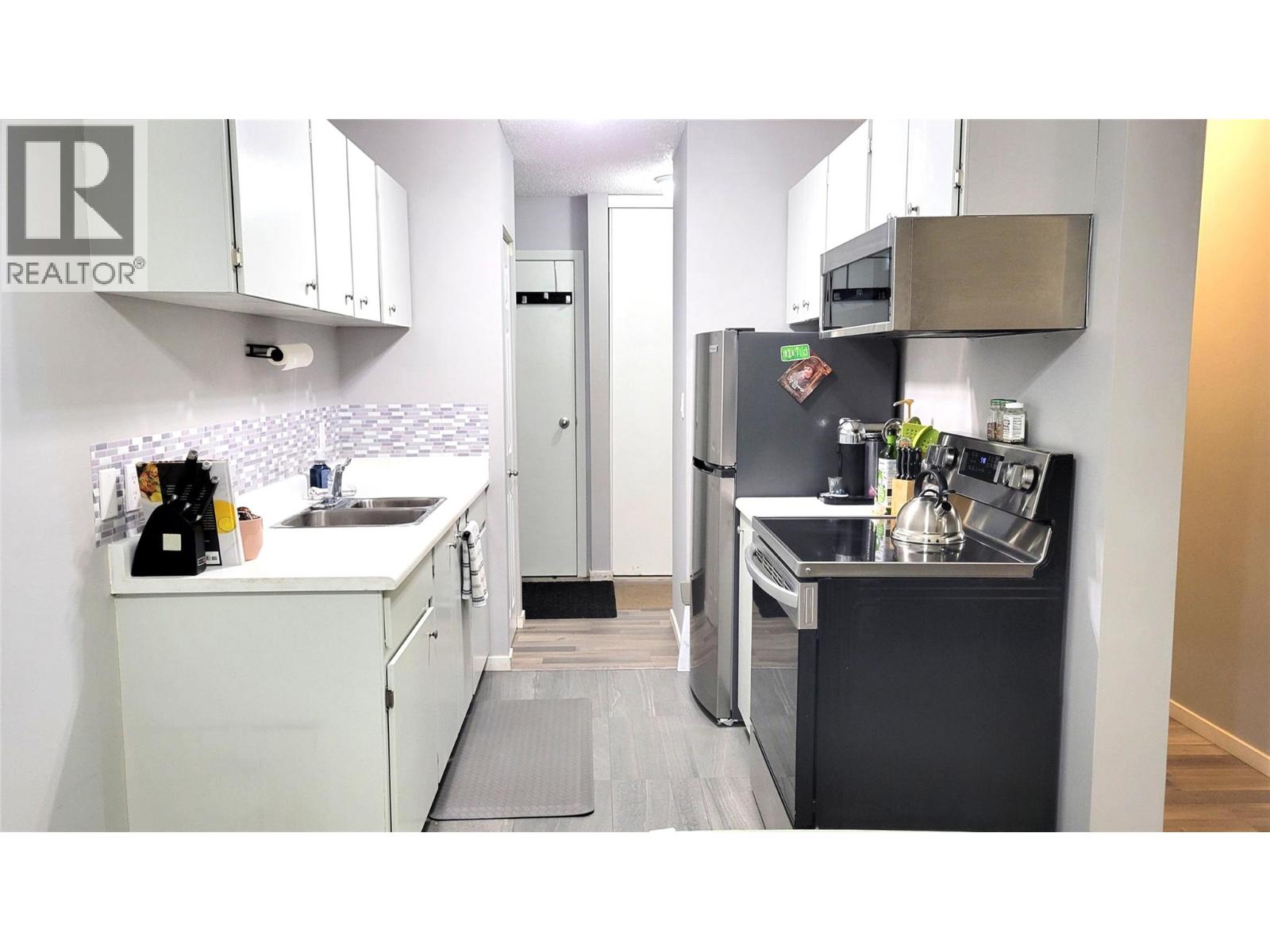 1299 Ponderosa Drive Unit# 407b, Sparwood, British Columbia  V0B 2G2 - Photo 1 - 10363117