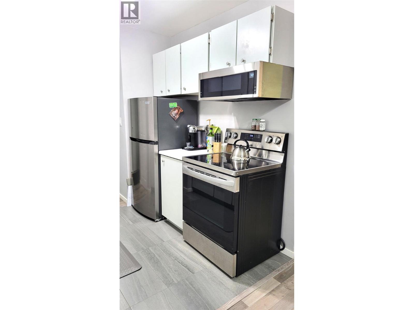 1299 Ponderosa Drive Unit# 407b, Sparwood, British Columbia  V0B 2G2 - Photo 4 - 10363117