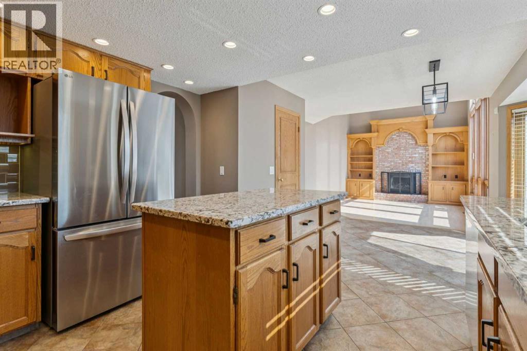 156 Edgevalley Circle Nw, Calgary, Alberta  T3A 4Y8 - Photo 12 - A2259770