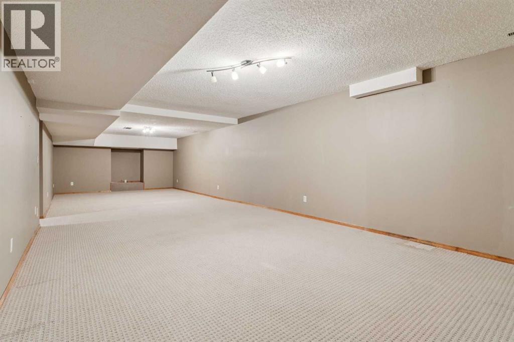 156 Edgevalley Circle Nw, Calgary, Alberta  T3A 4Y8 - Photo 36 - A2259770