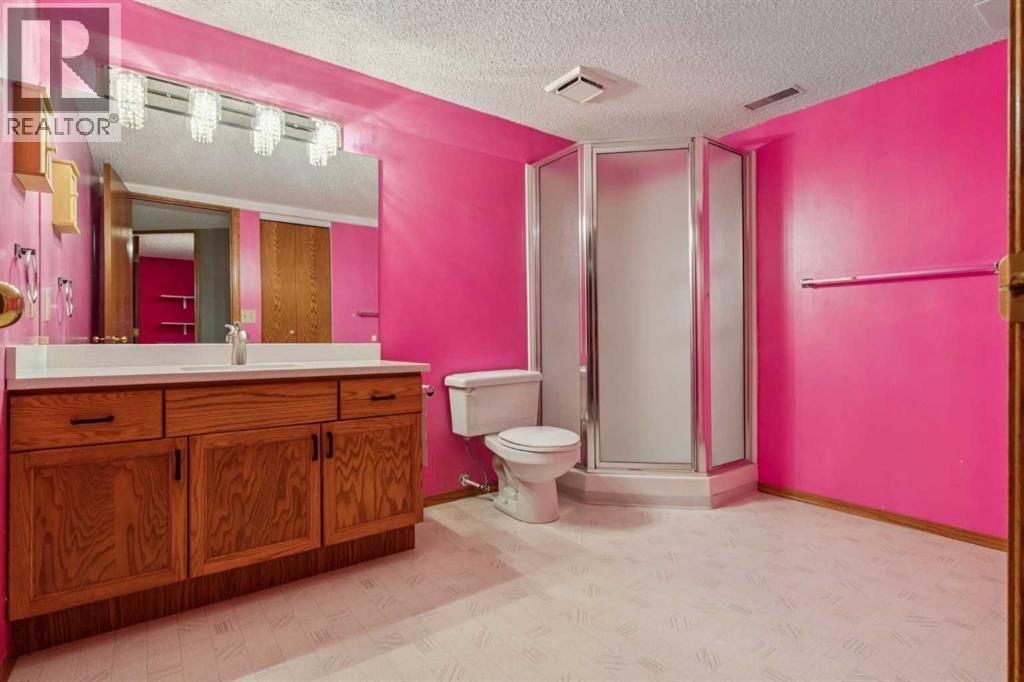 156 Edgevalley Circle Nw, Calgary, Alberta  T3A 4Y8 - Photo 39 - A2259770