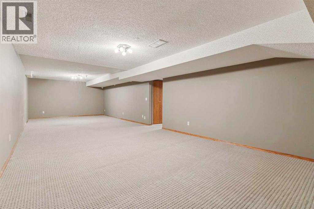 156 Edgevalley Circle Nw, Calgary, Alberta  T3A 4Y8 - Photo 35 - A2259770