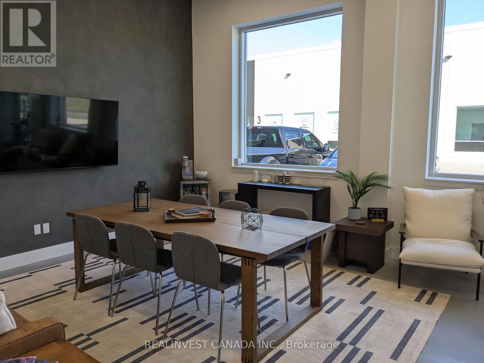 #2 - 241 King Street, Barrie, Ontario  L4N 6B5 - Photo 3 - S12446458