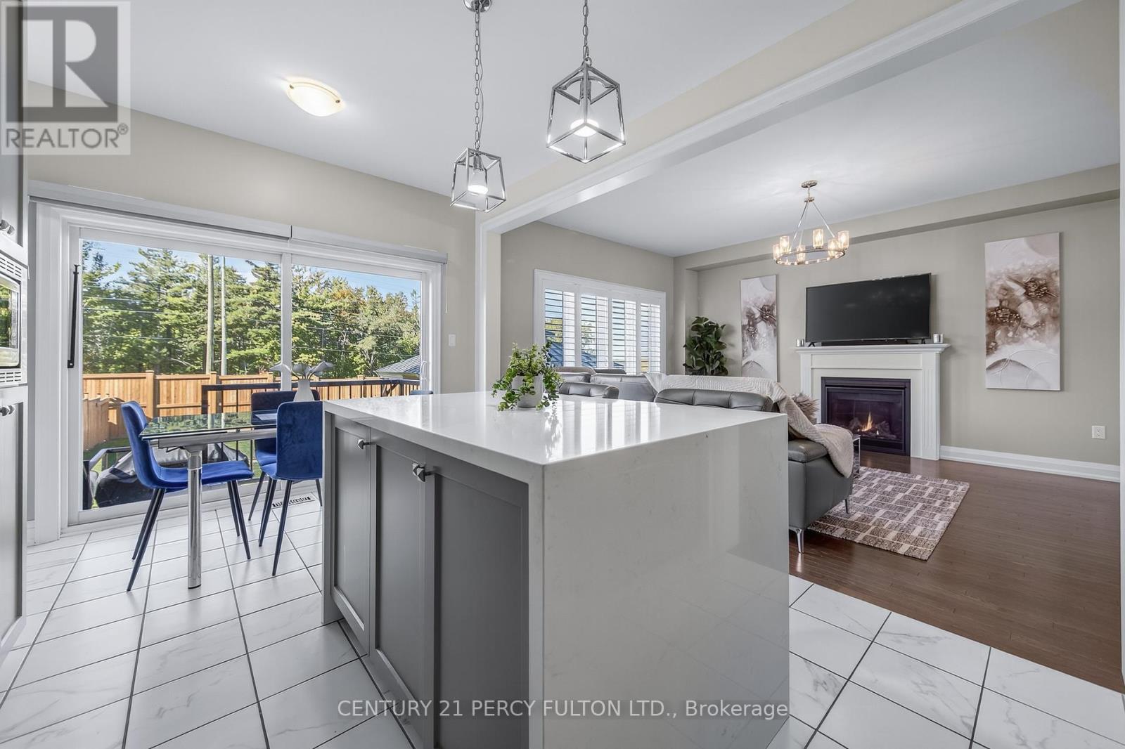 3 Muirfield Drive, Barrie (Ardagh), Ontario  L4N 5E9 - Photo 11 - S12446468