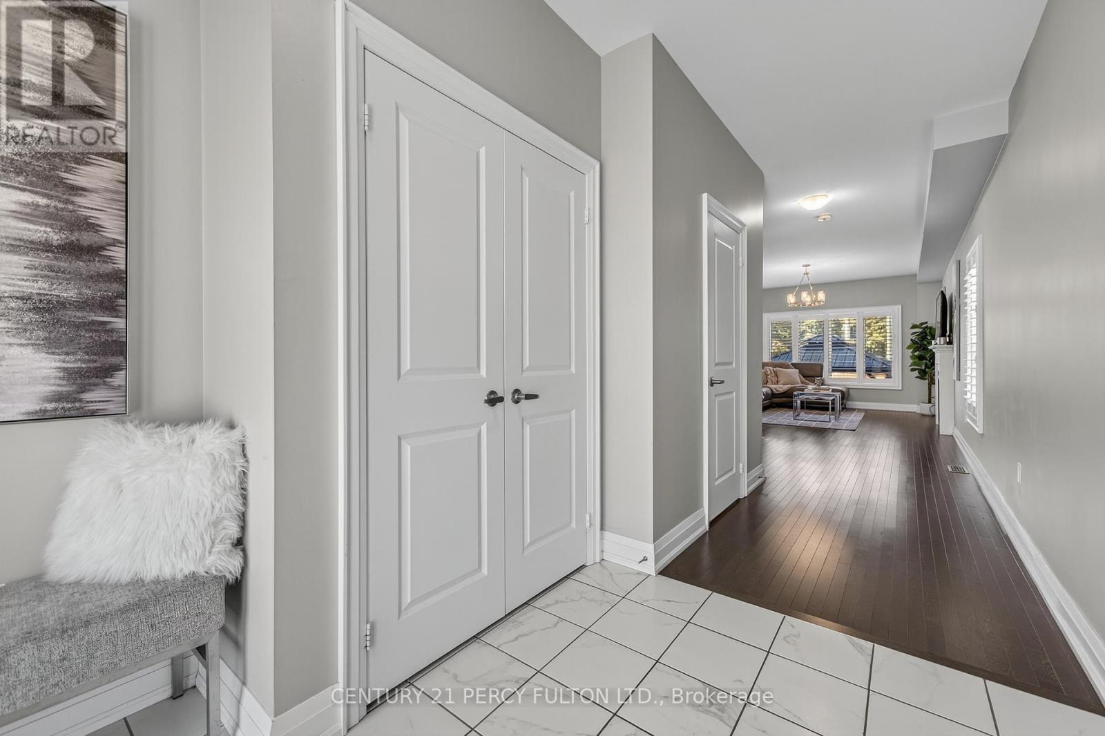 3 Muirfield Drive, Barrie, Ontario  L4N 5E9 - Photo 4 - S12446468