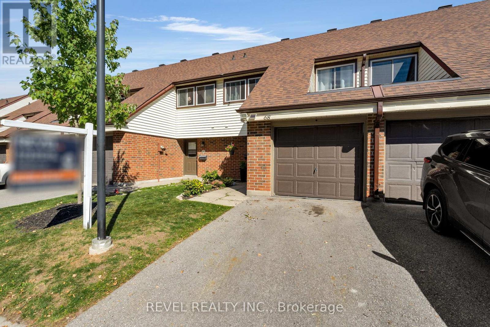 68 - 28 Donald Street, Barrie (Queen's Park), Ontario  L4N 4S6 - Photo 3 - S12446470