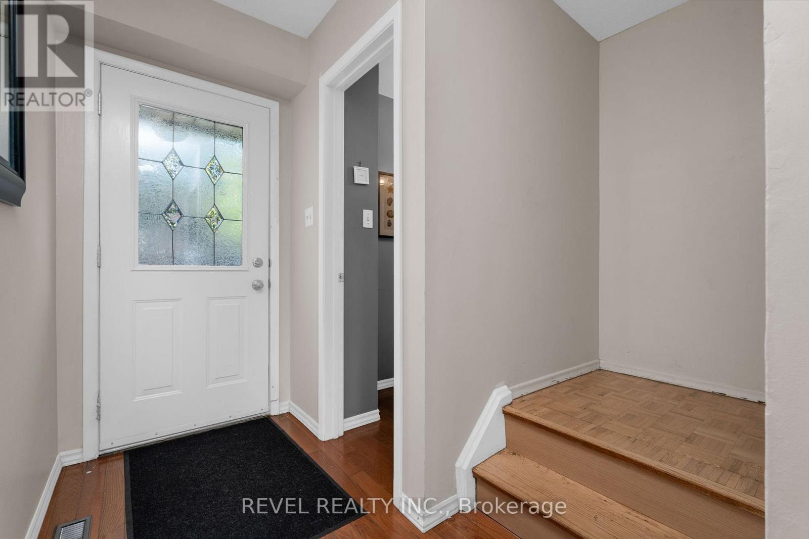 68 - 28 Donald Street, Barrie (Queen's Park), Ontario  L4N 4S6 - Photo 7 - S12446470