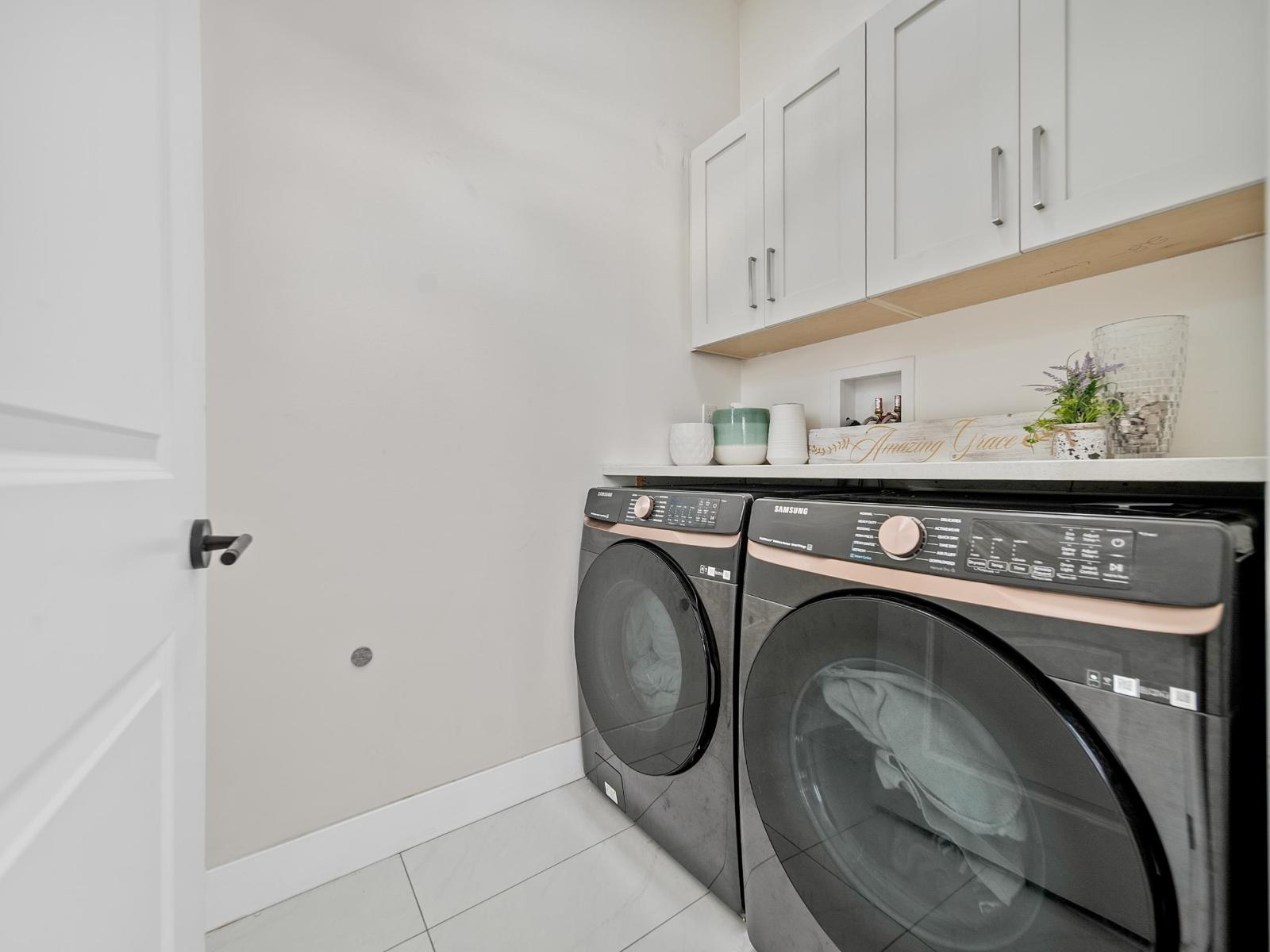 36051 Emily Carr Green, Abbotsford, British Columbia  V3G 0G1 - Photo 13 - R3054434