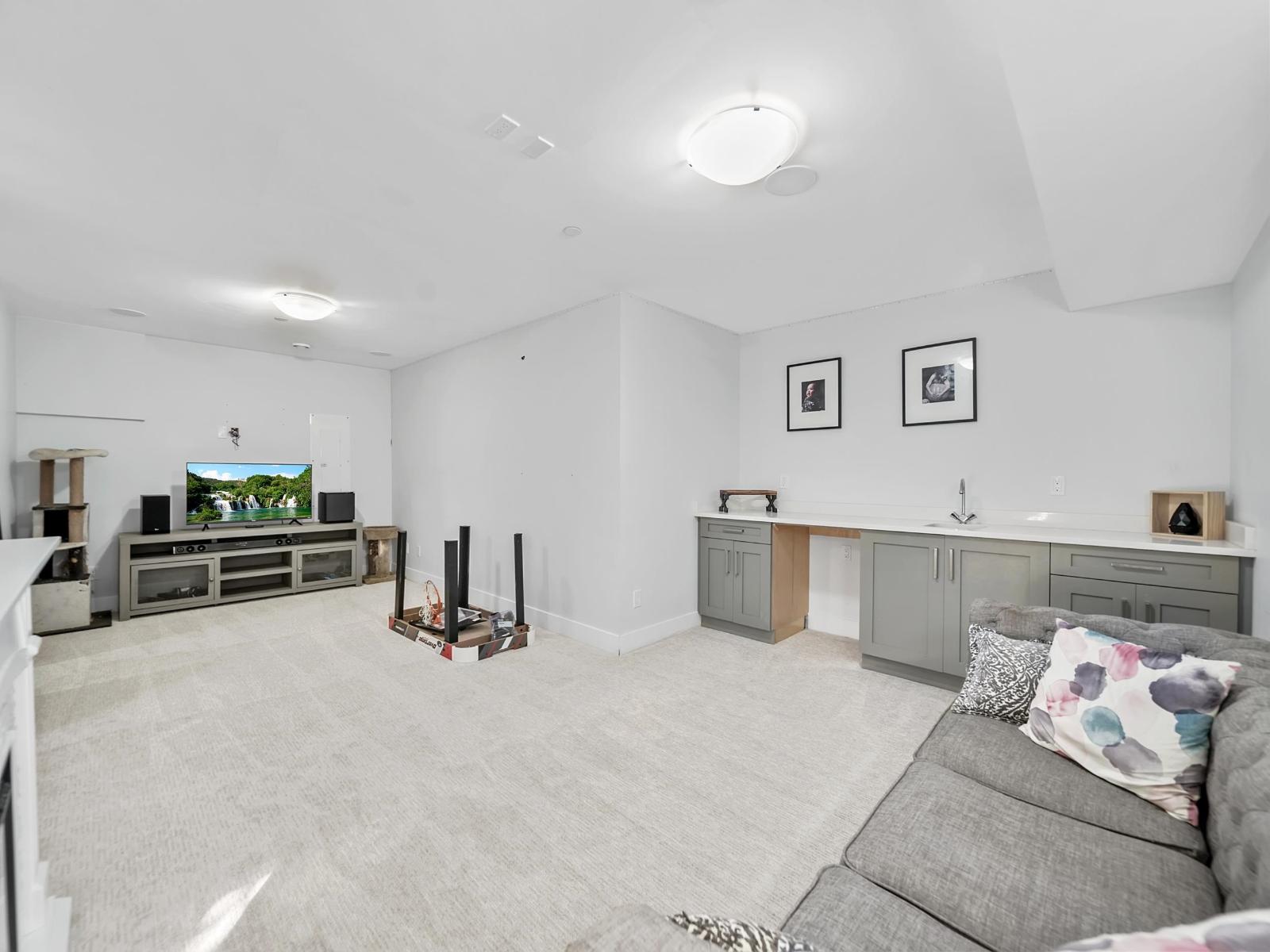 36051 Emily Carr Green, Abbotsford, British Columbia  V3G 0G1 - Photo 23 - R3054434