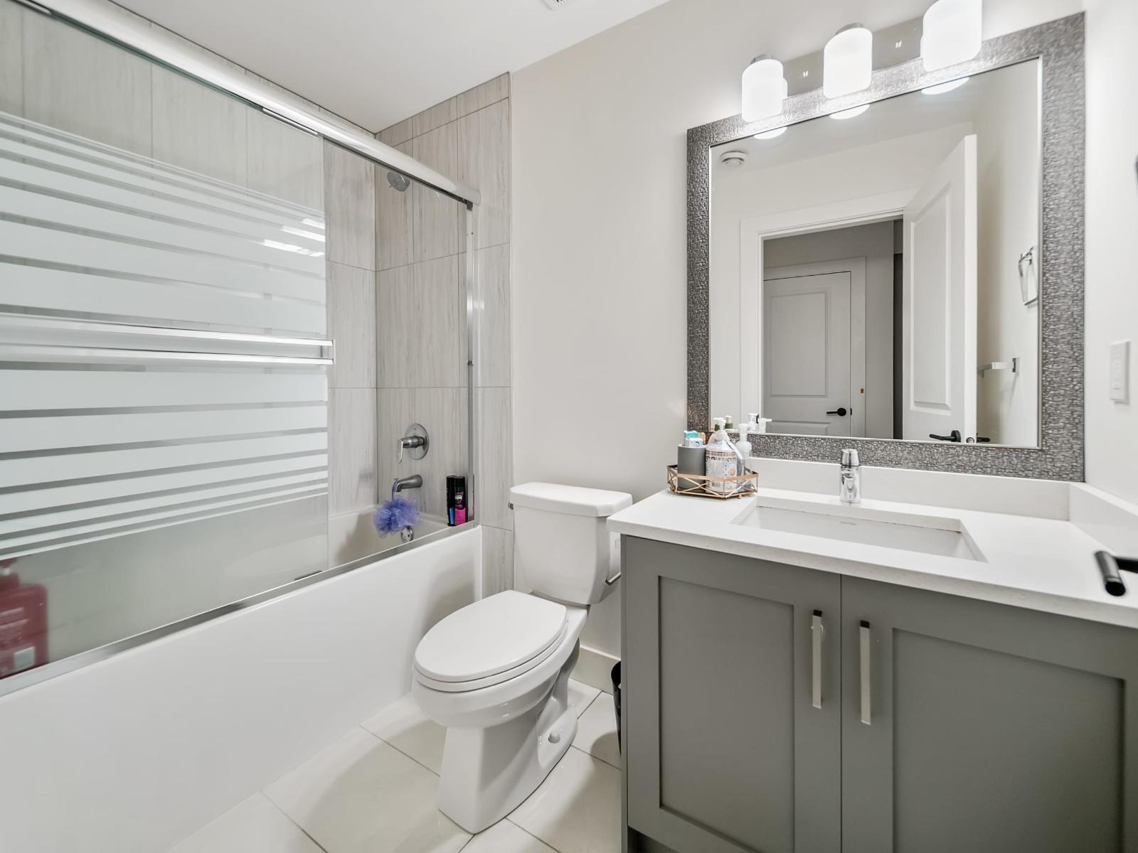 36051 Emily Carr Green, Abbotsford, British Columbia  V3G 0G1 - Photo 27 - R3054434