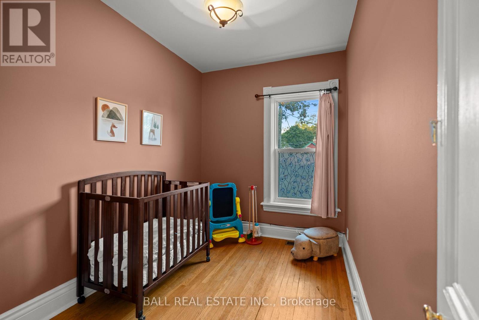 581 Aylmer Street N, Peterborough, Ontario  K9H 3W8 - Photo 33 - X12446610