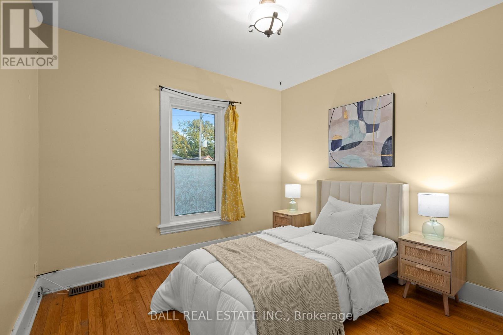 581 Aylmer Street N, Peterborough, Ontario  K9H 3W8 - Photo 36 - X12446610