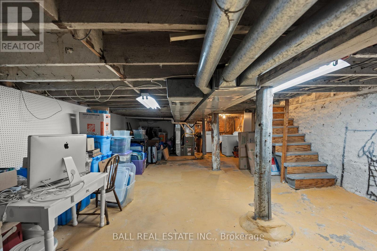 581 Aylmer Street N, Peterborough, Ontario  K9H 3W8 - Photo 40 - X12446610