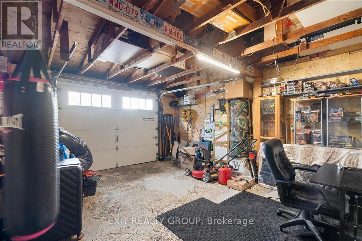 22714 Loyalist Parkway, Quinte West (Murray Ward), Ontario  K8V 5P7 - Photo 28 - X12446637