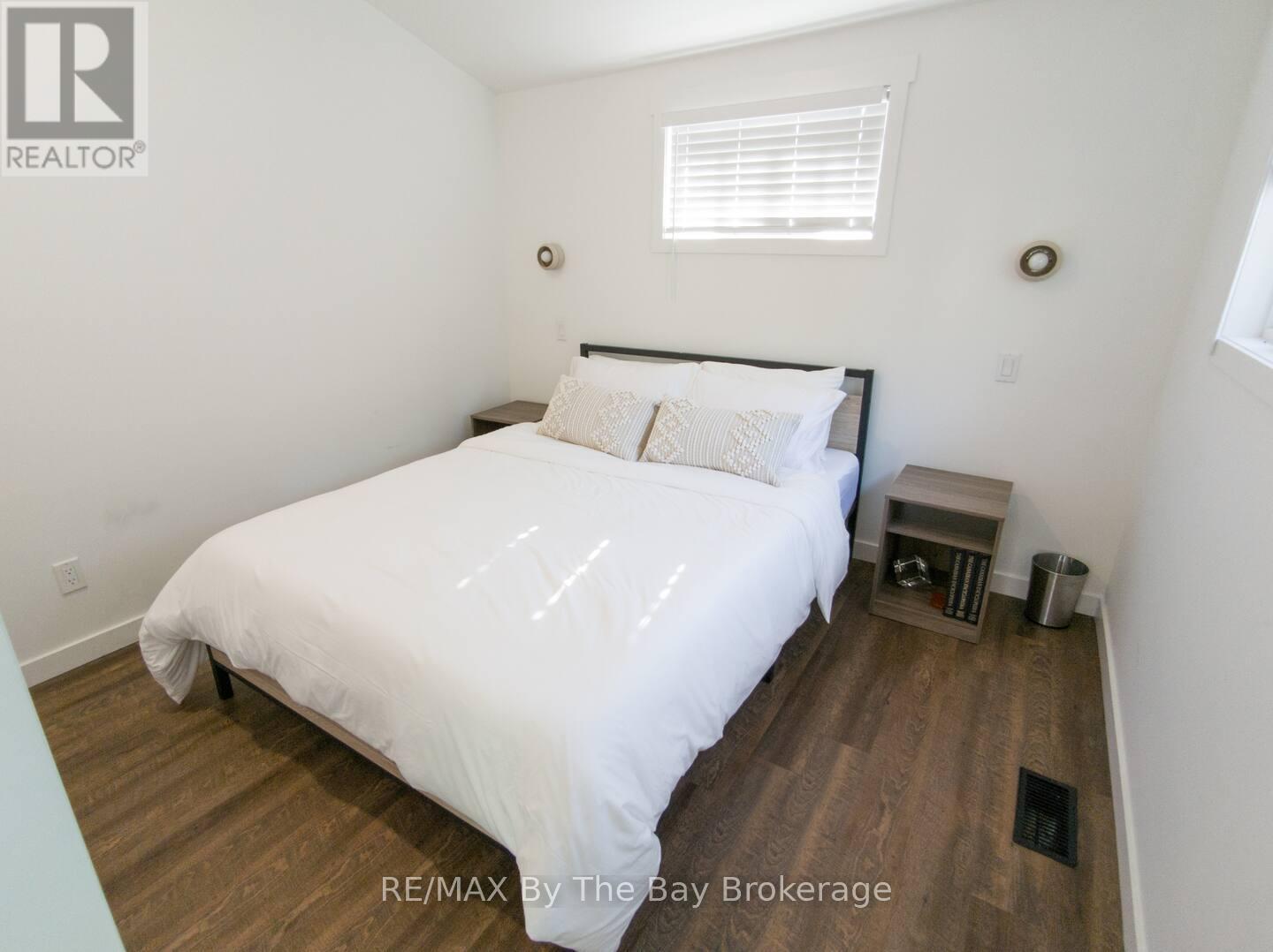 127 Glenlake Boulevard, Collingwood, Ontario  L9Y 0X2 - Photo 10 - S12446682