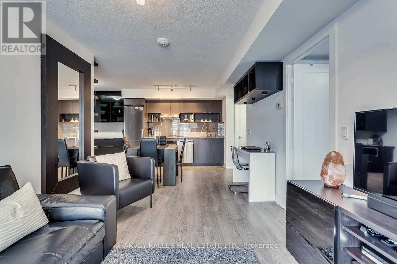 1206 - 7 Mabelle Avenue, Toronto (Islington-City Centre West), Ontario  M9A 4X7 - Photo 10 - W12446454