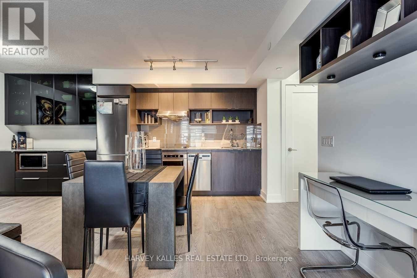 1206 - 7 Mabelle Avenue, Toronto (Islington-City Centre West), Ontario  M9A 4X7 - Photo 12 - W12446454