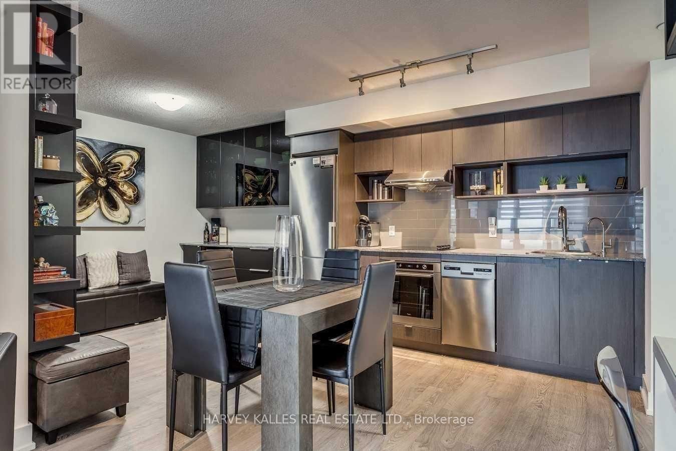 1206 - 7 Mabelle Avenue, Toronto (Islington-City Centre West), Ontario  M9A 4X7 - Photo 13 - W12446454