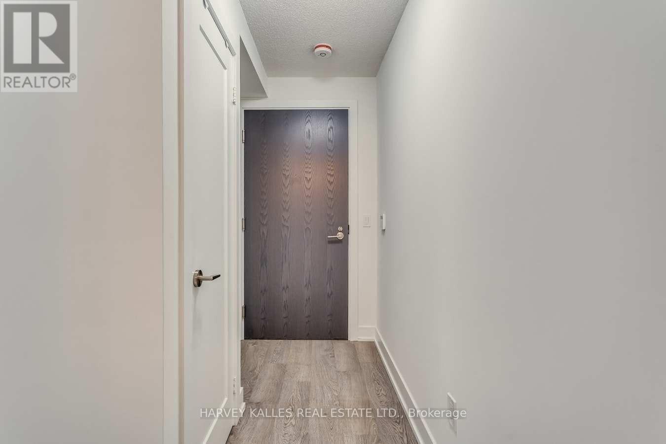 1206 - 7 Mabelle Avenue, Toronto (Islington-City Centre West), Ontario  M9A 4X7 - Photo 5 - W12446454