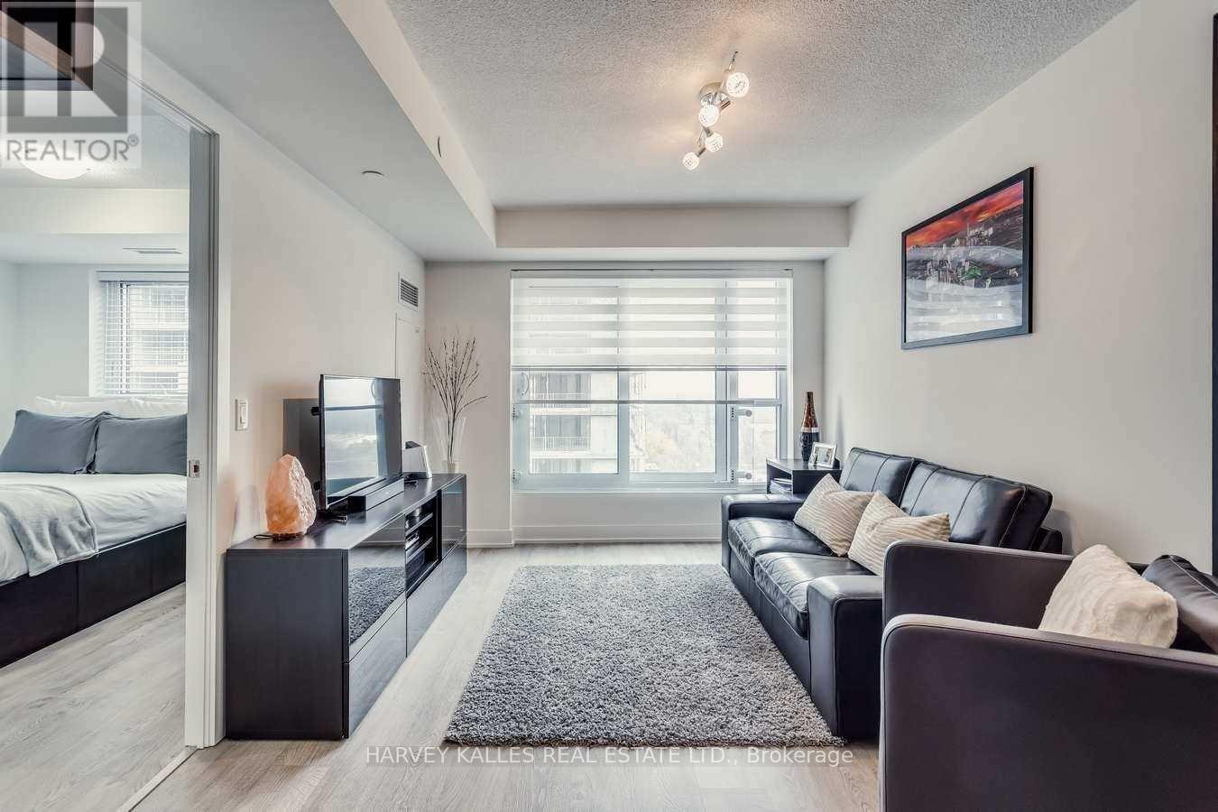1206 - 7 Mabelle Avenue, Toronto (Islington-City Centre West), Ontario  M9A 4X7 - Photo 7 - W12446454