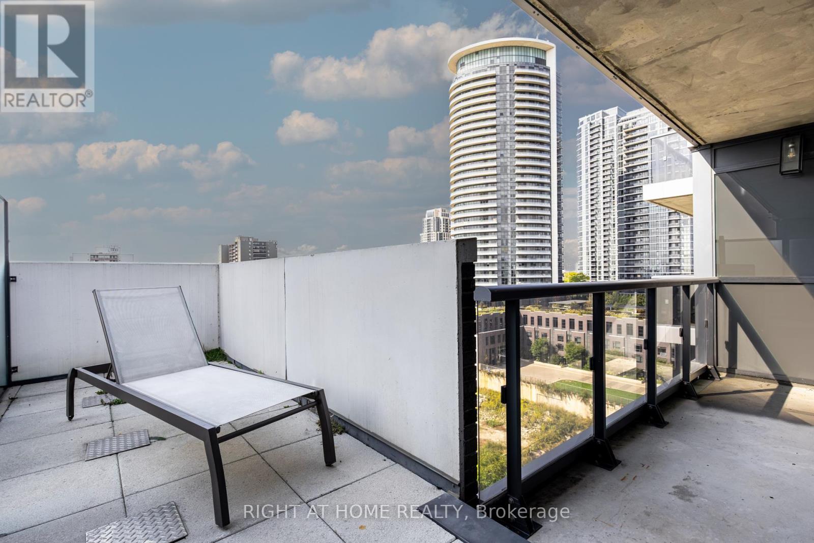 917 - 10 Gibbs Road, Toronto, Ontario  M9B 0E3 - Photo 11 - W12446465