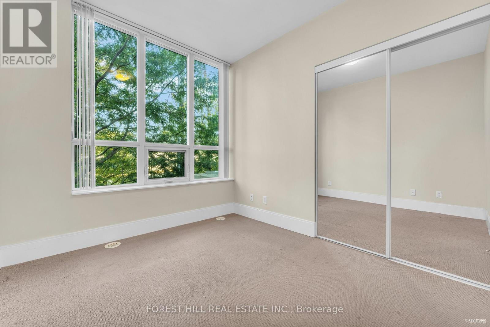 Th03 - 15 Viking Lane, Toronto, Ontario  M9B 0A4 - Photo 28 - W12446467