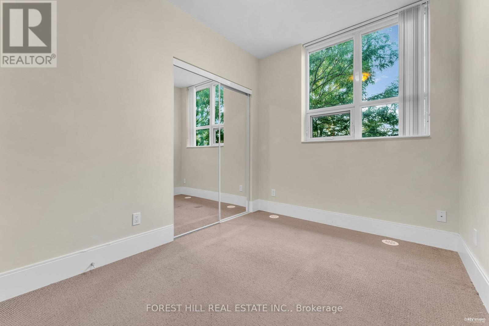 Th03 - 15 Viking Lane, Toronto, Ontario  M9B 0A4 - Photo 33 - W12446467