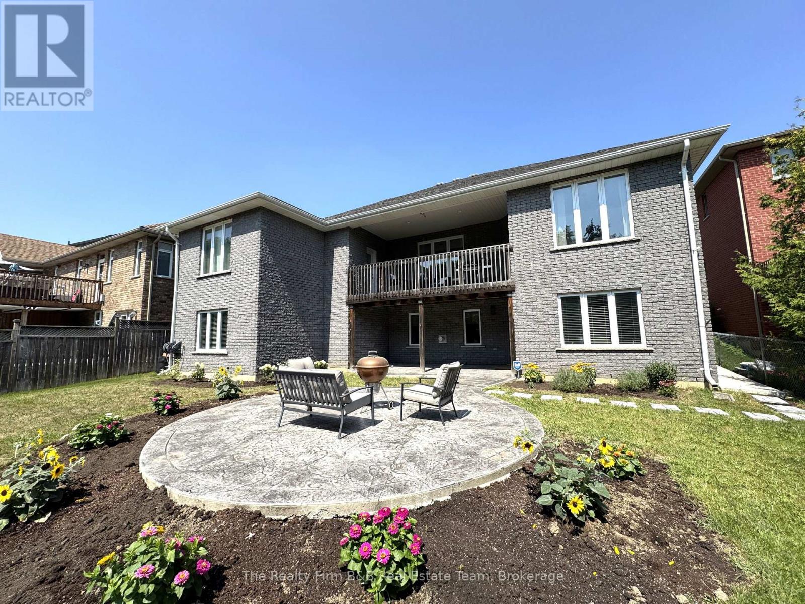 428 Lakeview Drive, Woodstock, Ontario  N4T 1V3 - Photo 2 - X12446644