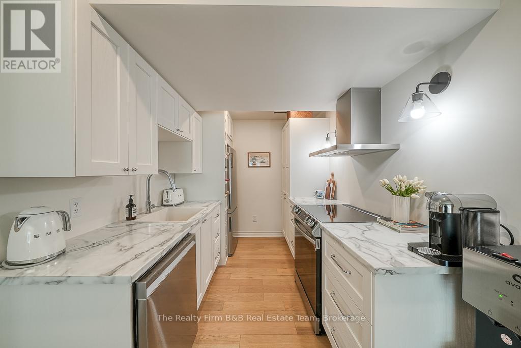 428 Lakeview Drive, Woodstock, Ontario  N4T 1V3 - Photo 31 - X12446644