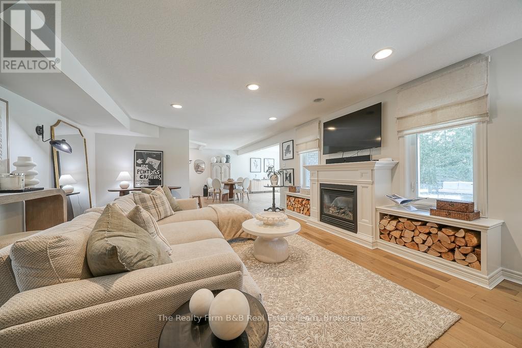 428 Lakeview Drive, Woodstock, Ontario  N4T 1V3 - Photo 38 - X12446644