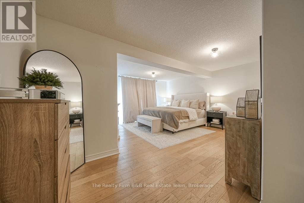 428 Lakeview Drive, Woodstock, Ontario  N4T 1V3 - Photo 41 - X12446644