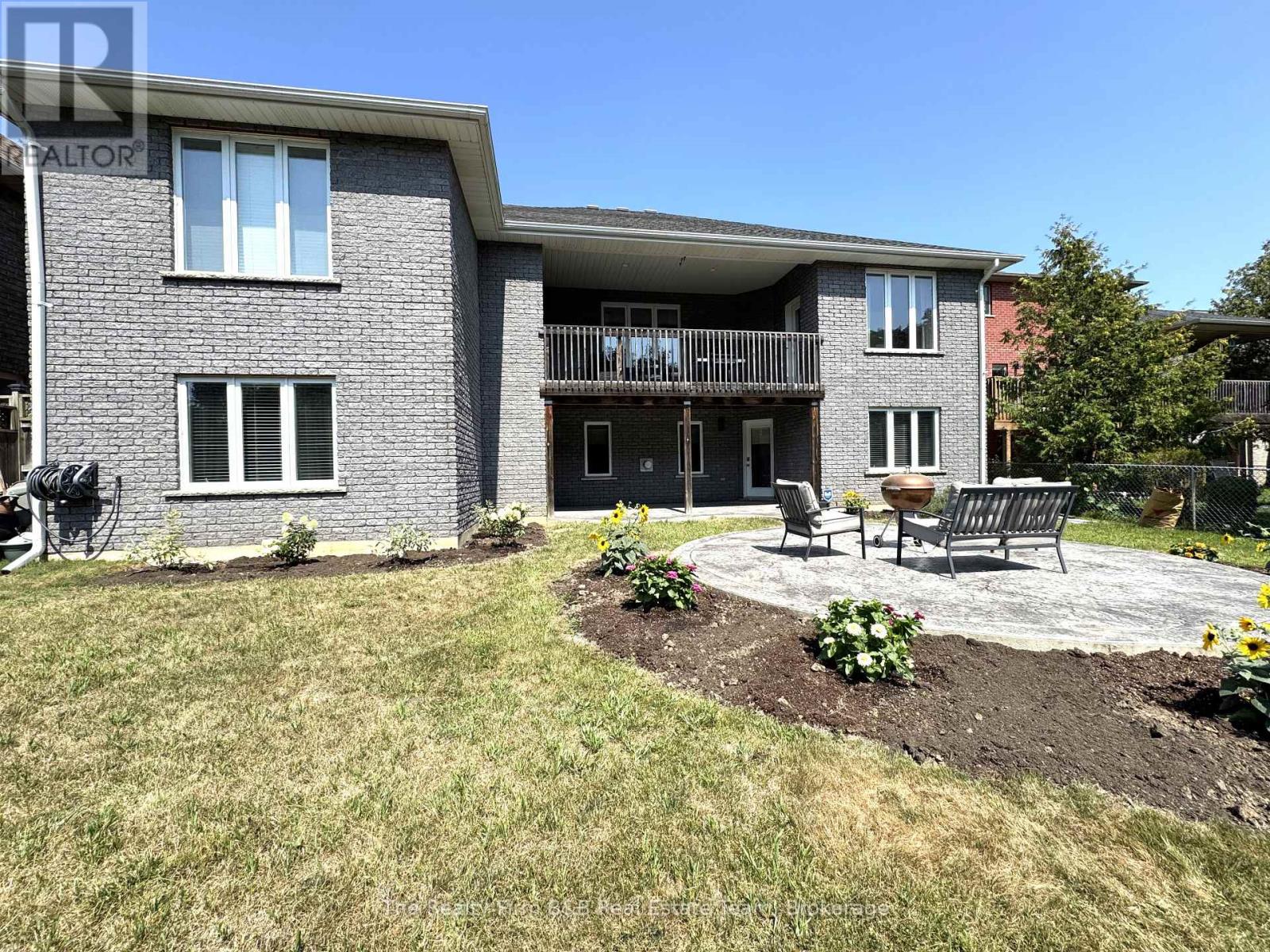 428 Lakeview Drive, Woodstock, Ontario  N4T 1V3 - Photo 45 - X12446644
