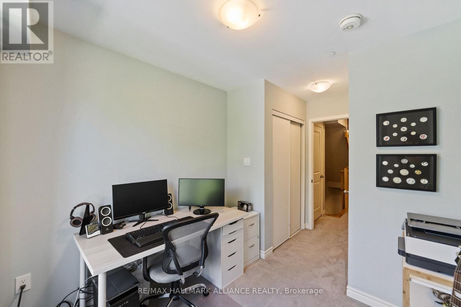 12 - 1150 Stroud Lane, Mississauga (Clarkson), Ontario  L5J 0B3 - Photo 15 - W12446536