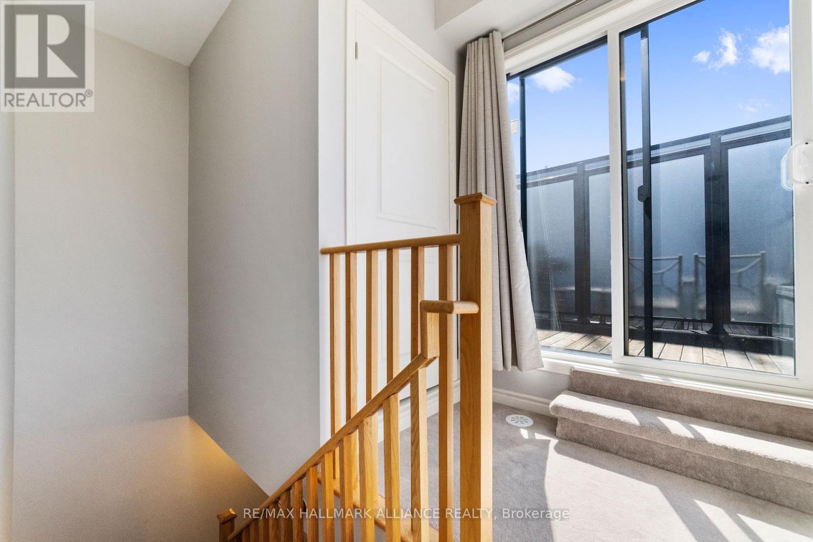 12 - 1150 Stroud Lane, Mississauga (Clarkson), Ontario  L5J 0B3 - Photo 20 - W12446536