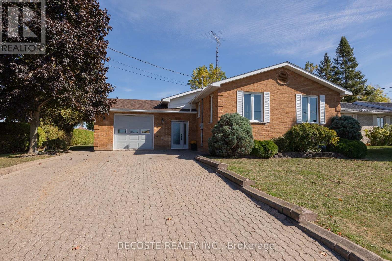 515 TOBIN STREET, North Glengarry, Ontario