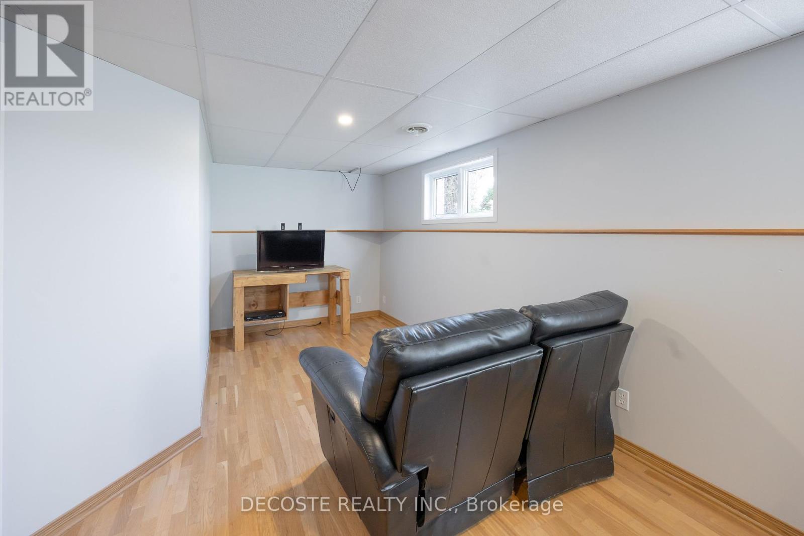 515 Tobin Street, North Glengarry, Ontario  K0C 1A0 - Photo 22 - X12446645