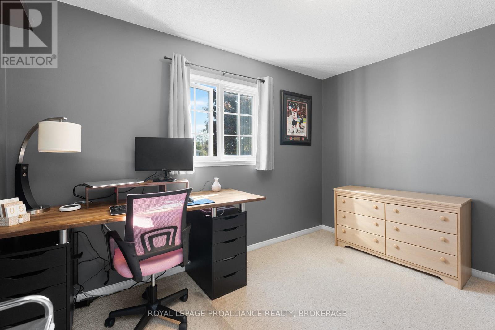 991 Waterbury Crescent, Kingston, Ontario  K7M 8V4 - Photo 18 - X12444184