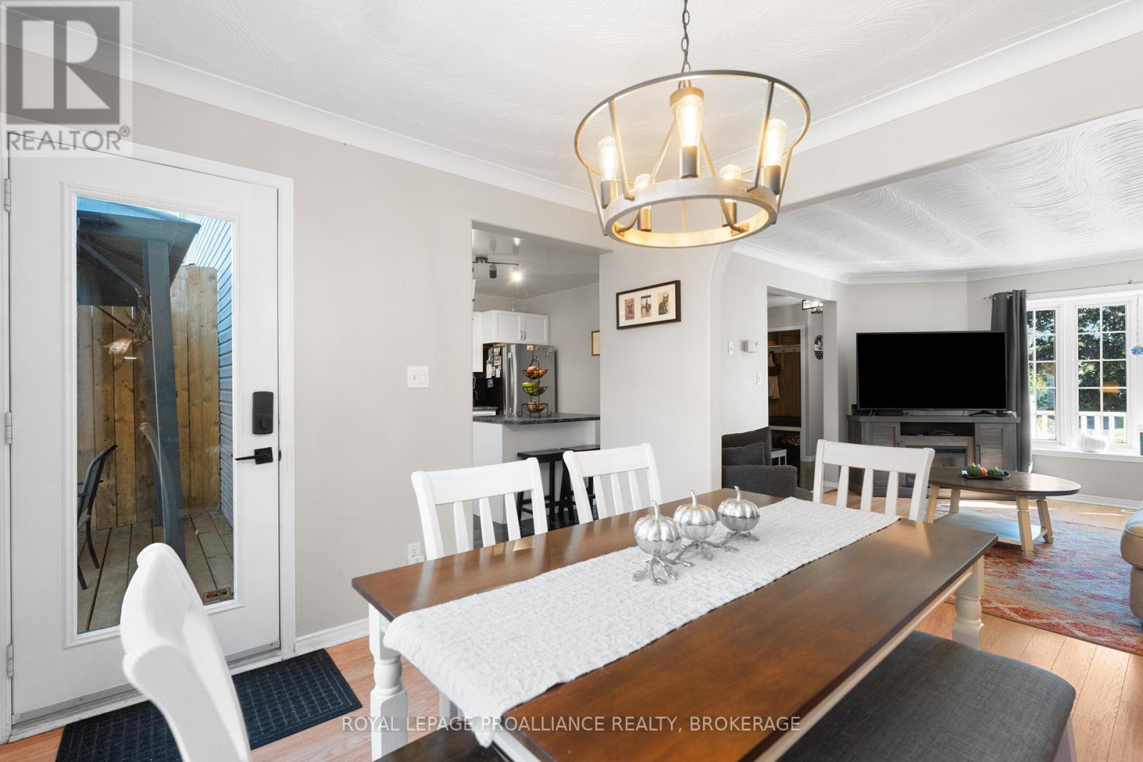 991 Waterbury Crescent, Kingston, Ontario  K7M 8V4 - Photo 12 - X12444184