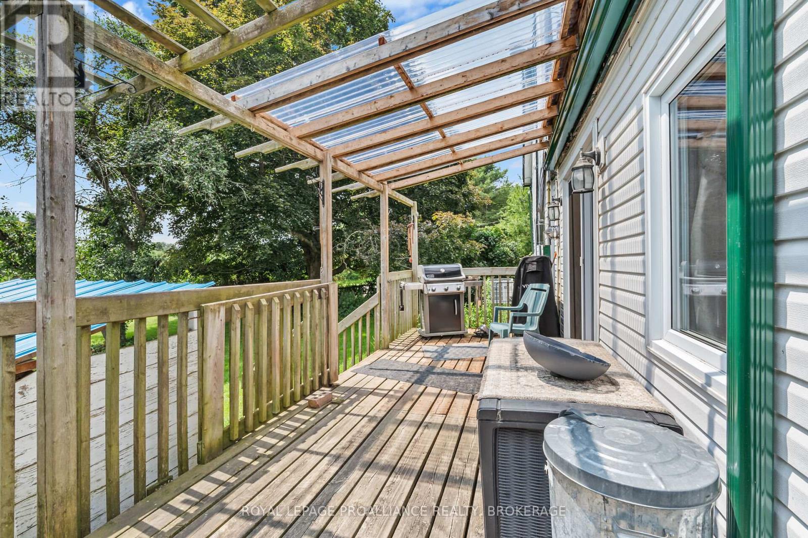 718 Jones Falls Road, Rideau Lakes, Ontario  K0G 1E0 - Photo 6 - X12446366