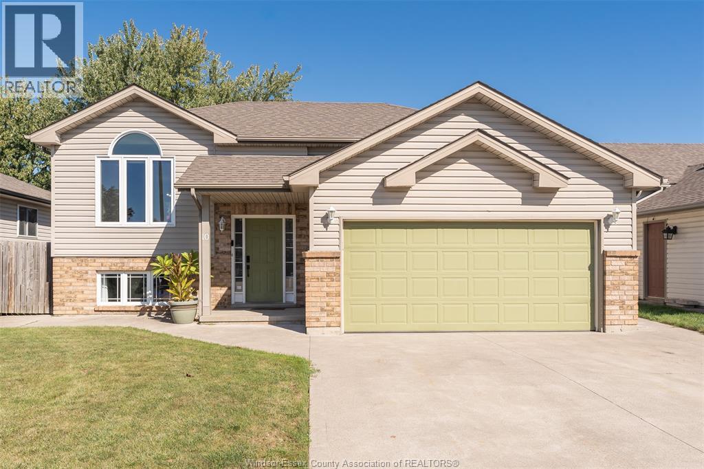 MLS# 25025289: 10 Hainer COURT, Amherstburg, Canada