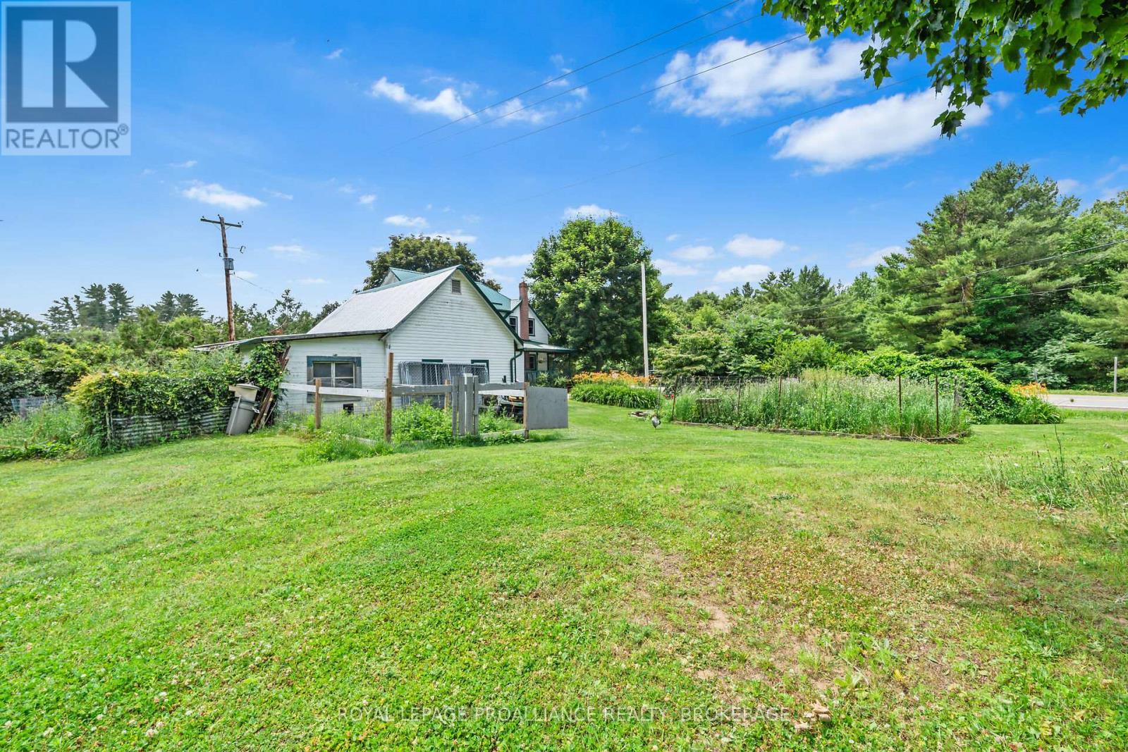 718 Jones Falls Road, Rideau Lakes, Ontario  K0G 1E0 - Photo 5 - X12446366